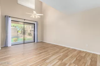 Photo #6: 6554302 Listing