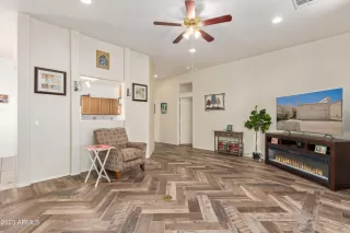 Photo #3: 6554317 Listing