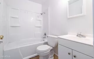 Photo #3: 6554357 Listing