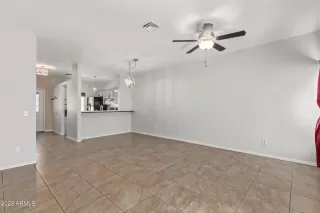 Photo #5: 6554697 Listing