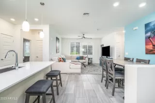 Photo #4: 6554855 Listing