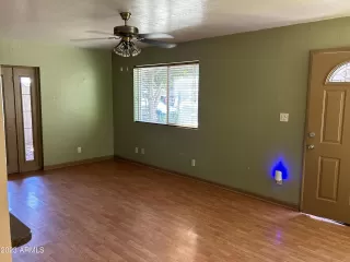 Photo #2: 6555372 Listing