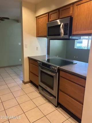 Photo #5: 6555372 Listing