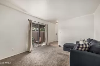 Photo #1: 6555517 Listing