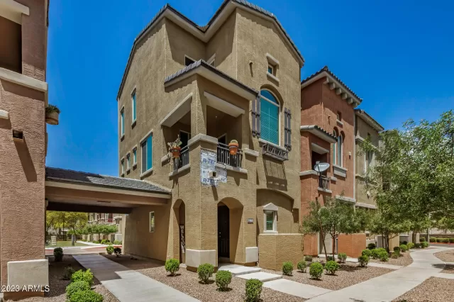 MLS: 6555522 Condo For Sale