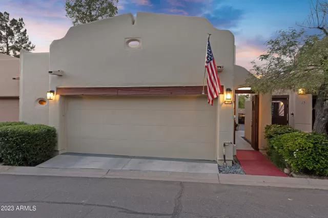 MLS: 6555557 Condo For Sale