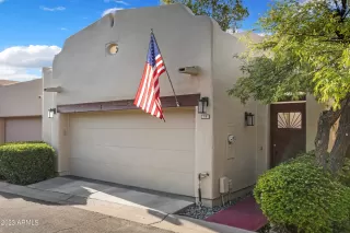 Photo #5: 6555557 Listing