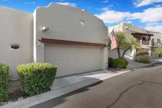 Photo #6: 6555557 Listing