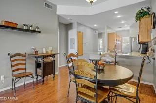 Photo #3: 6555696 Listing