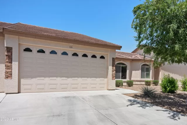 MLS: 6555722 Condo For Sale