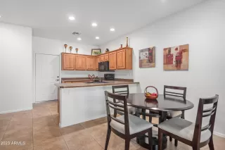 Photo #4: 6555722 Listing