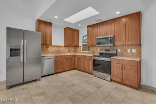 Photo #4: 6555918 Listing 