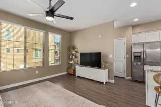 Photo #3: 6556006 Listing