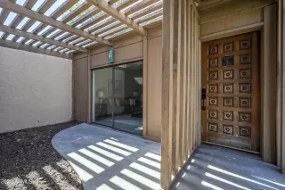 Photo #3: 6556199 Listing