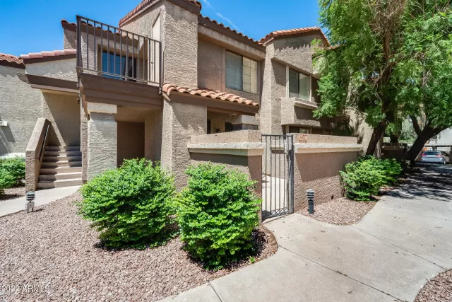 MLS: 6556235 Condo For Sale
