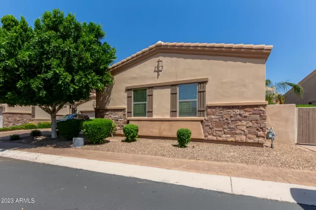 MLS: 6556371 Condo For Sale