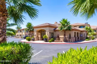 Photo #2: 6556381 Listing