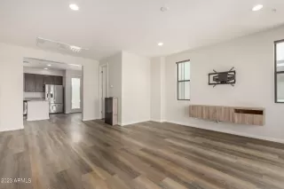 Photo #3: 6556409 Listing 