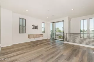 Photo #5: 6556409 Listing 