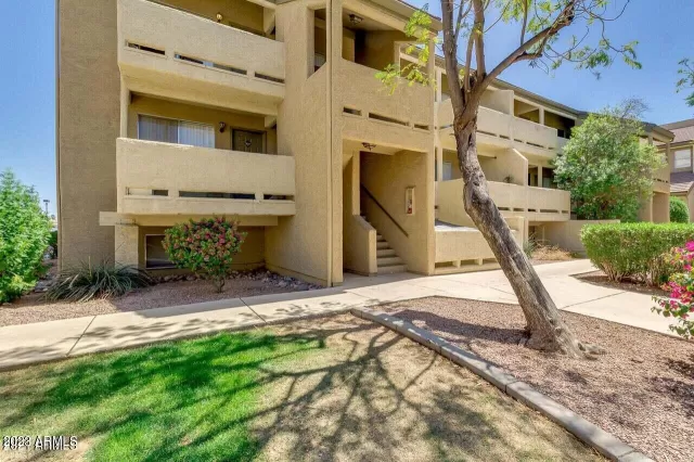 MLS: 6556477 Condo For Sale