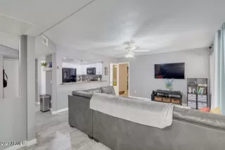 Photo #4: 6556477 Listing