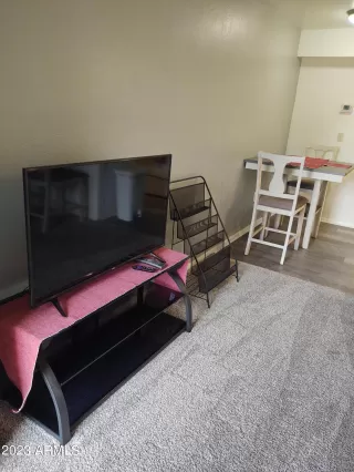Photo #5: 6556598 Listing 