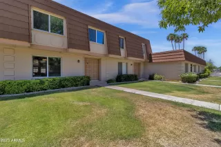 Photo #2: 6556810 Listing