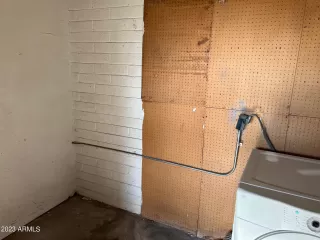 Photo #5: 6556915 Listing