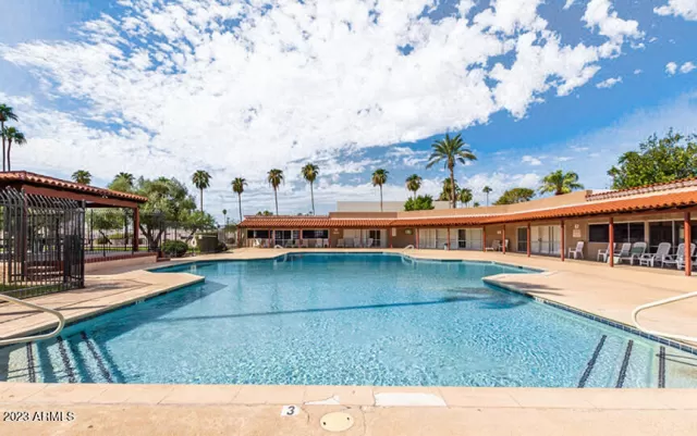 MLS: 6557362 Condo For Sale