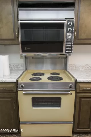 Photo #4: 6557362 Listing