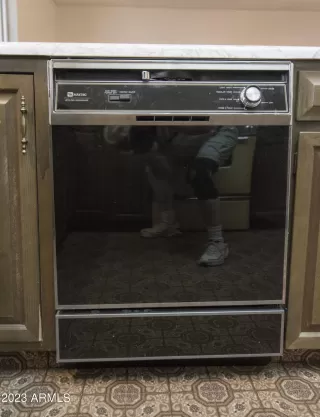 Photo #5: 6557362 Listing