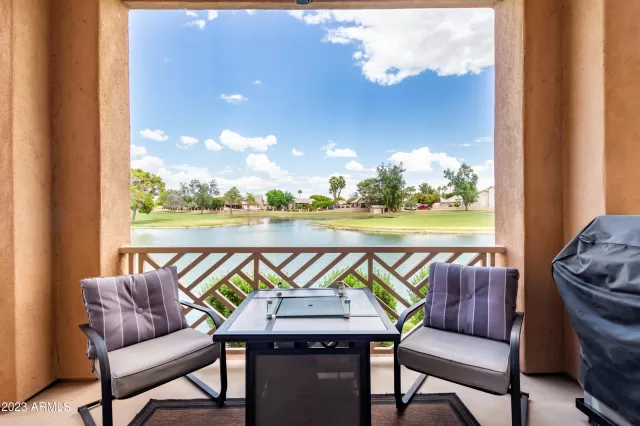 MLS: 6557403 Condo For Sale