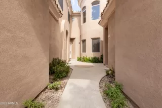 Photo #2: 6557403 Listing