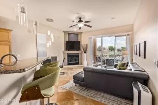 Photo #4: 6557403 Listing