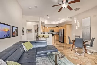 Photo #6: 6557403 Listing