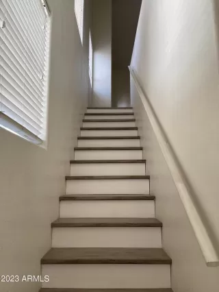 Photo #5: 6557839 Listing