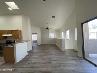 Photo #6: 6557839 Listing