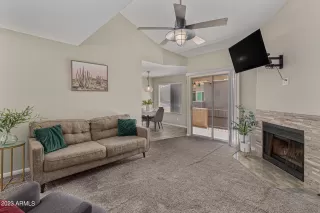 Photo #2: 6558126 Listing