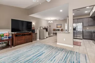 Photo #2: 6558138 Listing 