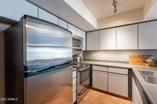 Photo #3: 6558173 Listing