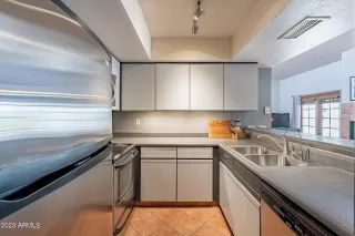 Photo #6: 6558173 Listing