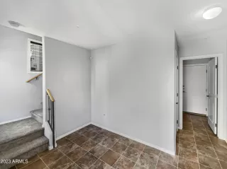 Photo #6: 6558292 Listing