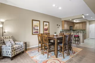 Photo #6: 6558513 Listing