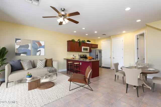 MLS: 6558569 Condo For Sale