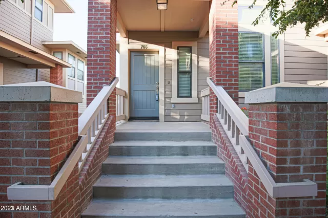 MLS: 6558589 Condo For Sale