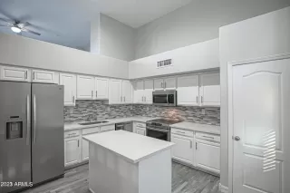 Photo #3: 6558589 Listing 