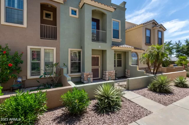 MLS: 6558619 Condo For Sale