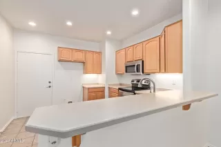 Photo #6: 6558619 Listing 