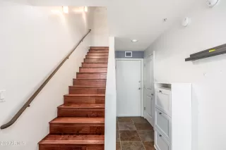 Photo #5: 6558843 Listing