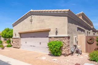 Photo #3: 6558957 Listing